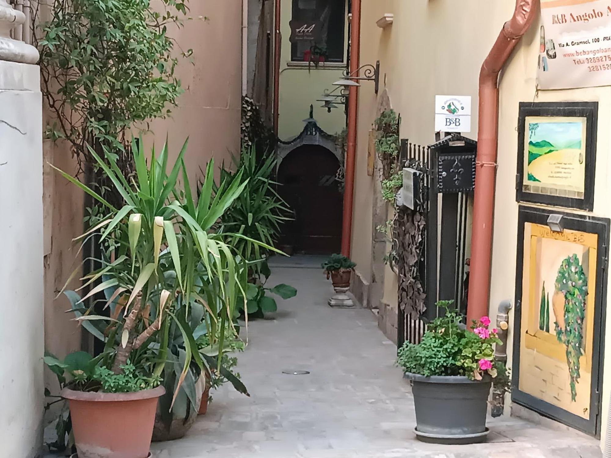 Bed And Breakfast Angolo Antico Pratola Peligna Esterno foto